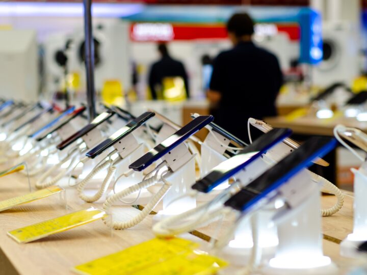 Smart Teknologi På Budsjett: Hvordan Skaffe En Nesten Ny Mobil [Mobilhuset]